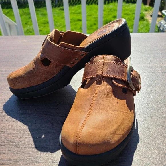 Crocs Cobbler 15513 Leather Clogs Heel Buckle Brown Slip On Women's Size… - Picture 6 of 12